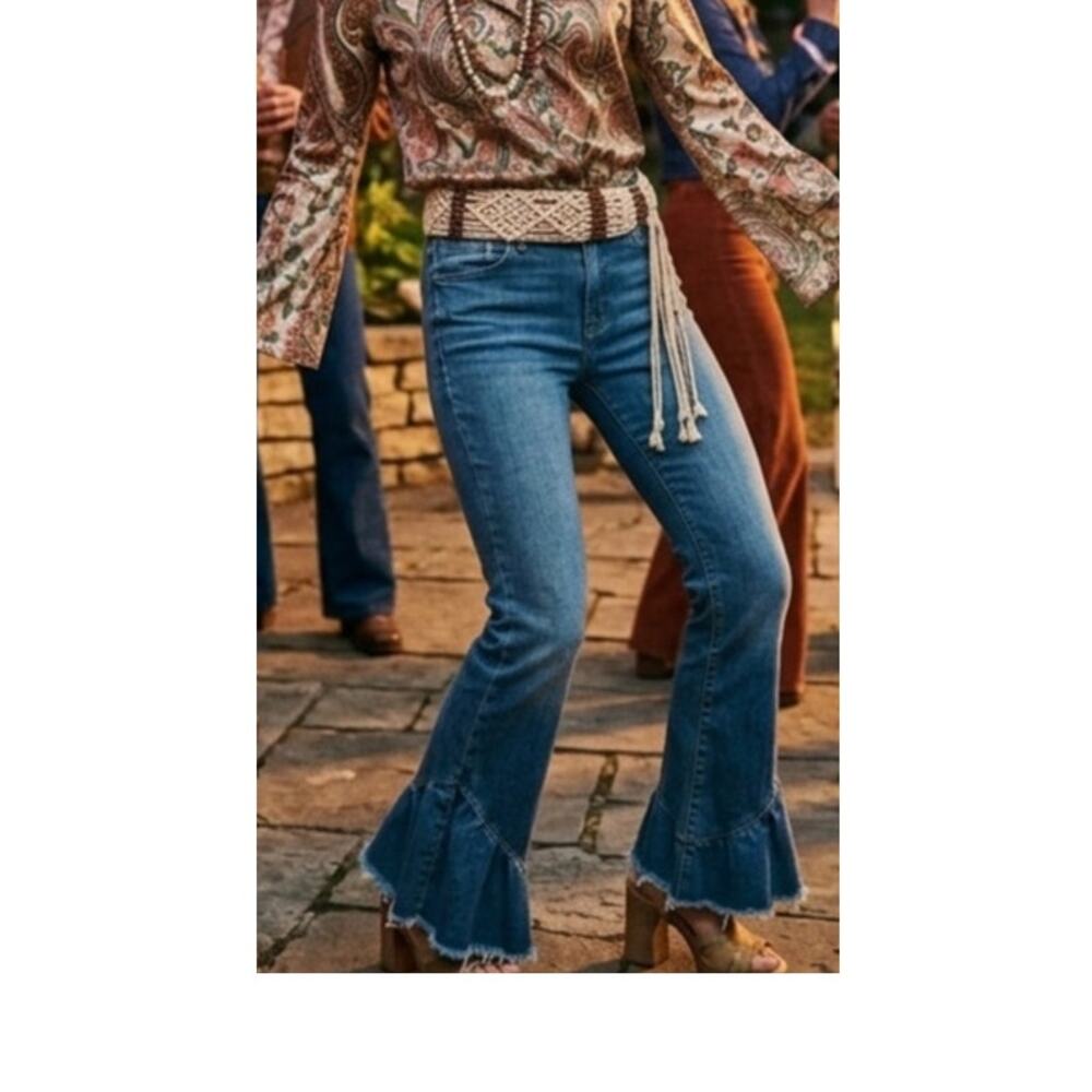 PAIGE Flora Straight Barkley Ruffle Hem Jeans Size 25 Blue Denim EUC